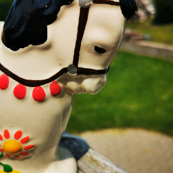 Vintage Ceramic Nursery Lamp / Horse / Flowers - Picture 6 of 16